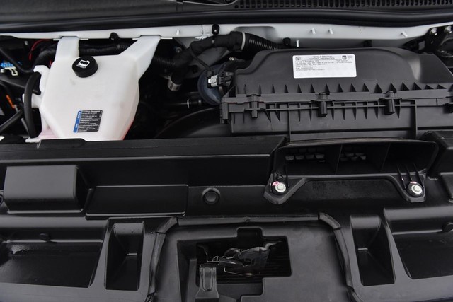 GMC Savana Cargo Van Vehicle Image 20