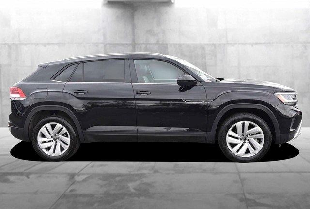 Volkswagen Atlas Cross Sport Vehicle Image 05