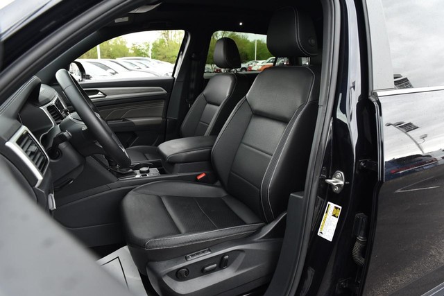 Volkswagen Atlas Cross Sport Vehicle Image 19