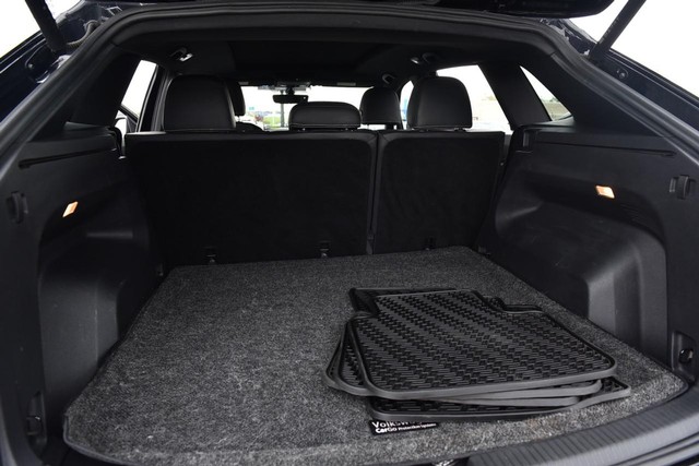 Volkswagen Atlas Cross Sport Vehicle Image 25