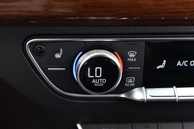 Audi Q5 Vehicle Image 17