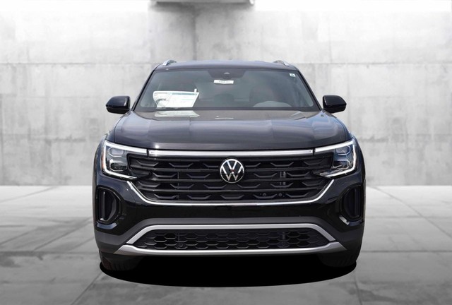 Volkswagen Atlas Cross Sport Vehicle Image 04