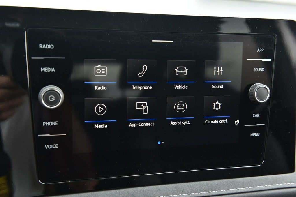 Volkswagen Taos Vehicle Full-screen Gallery Image 13