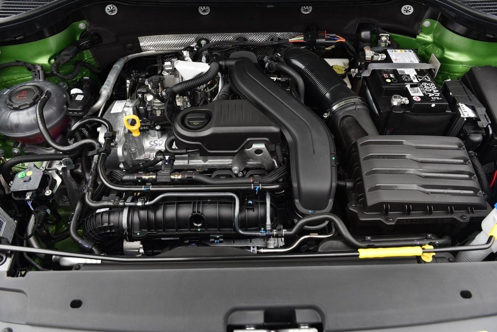Volkswagen Taos Vehicle Full-screen Gallery Image 27