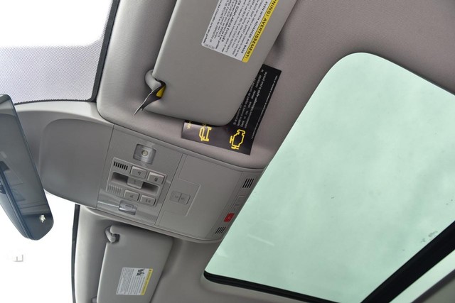 Volkswagen Taos Vehicle Image 21