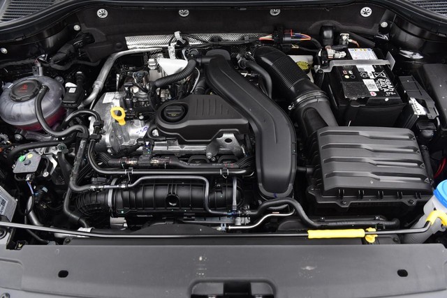 Volkswagen Taos Vehicle Image 26