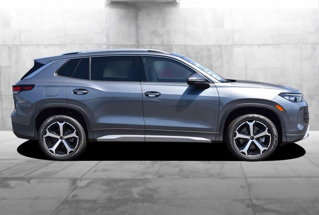 Volkswagen Tiguan Vehicle Image 05