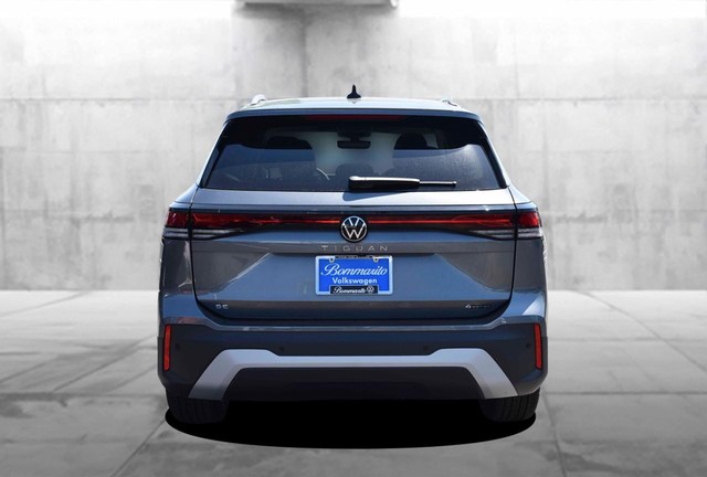 Volkswagen Tiguan Vehicle Image 06
