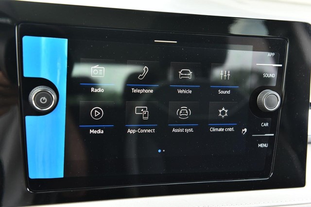 Volkswagen Taos Vehicle Image 13