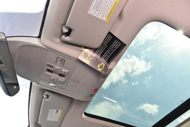 Volkswagen Taos Vehicle Image 22