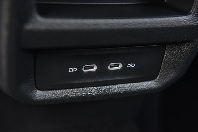 Volkswagen Taos Vehicle Image 25