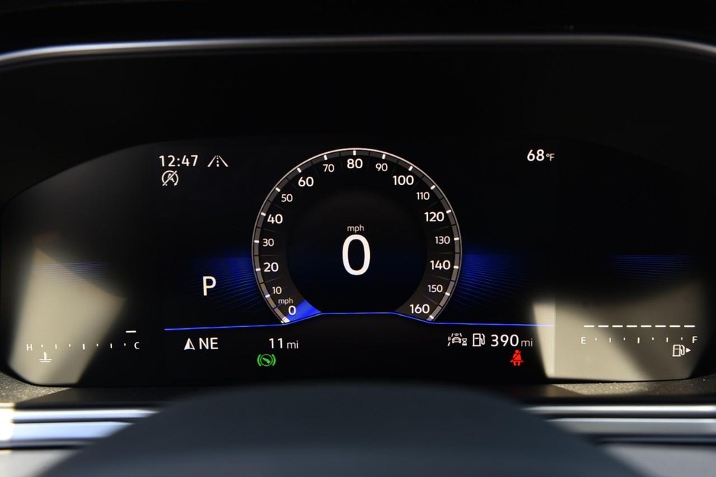 Volkswagen Taos Vehicle Full-screen Gallery Image 11