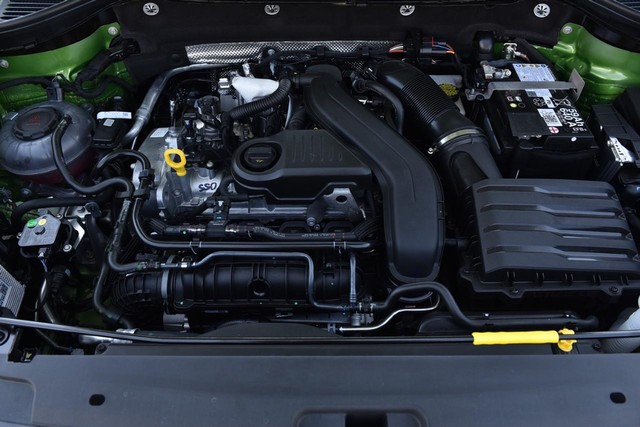 Volkswagen Taos Vehicle Image 26