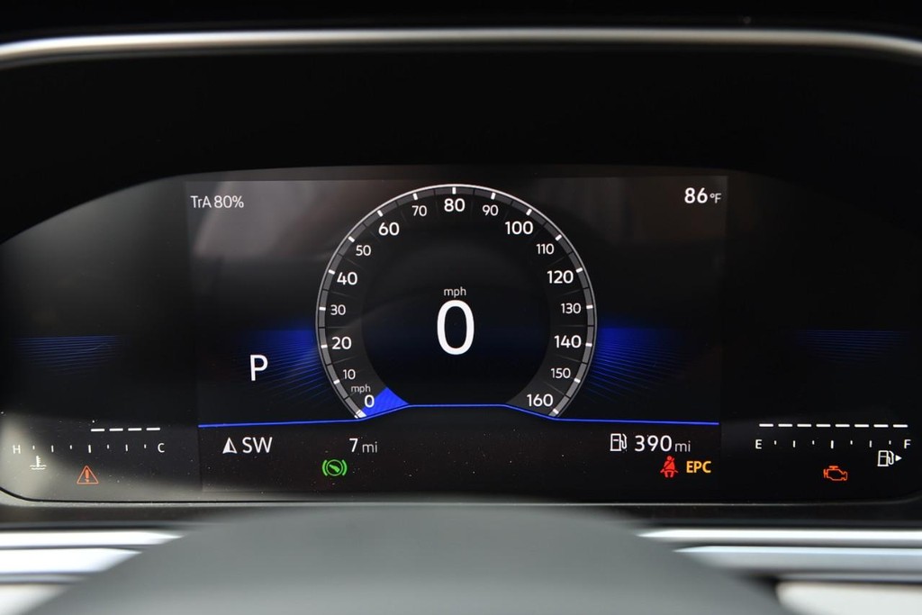 Volkswagen Taos Vehicle Full-screen Gallery Image 11