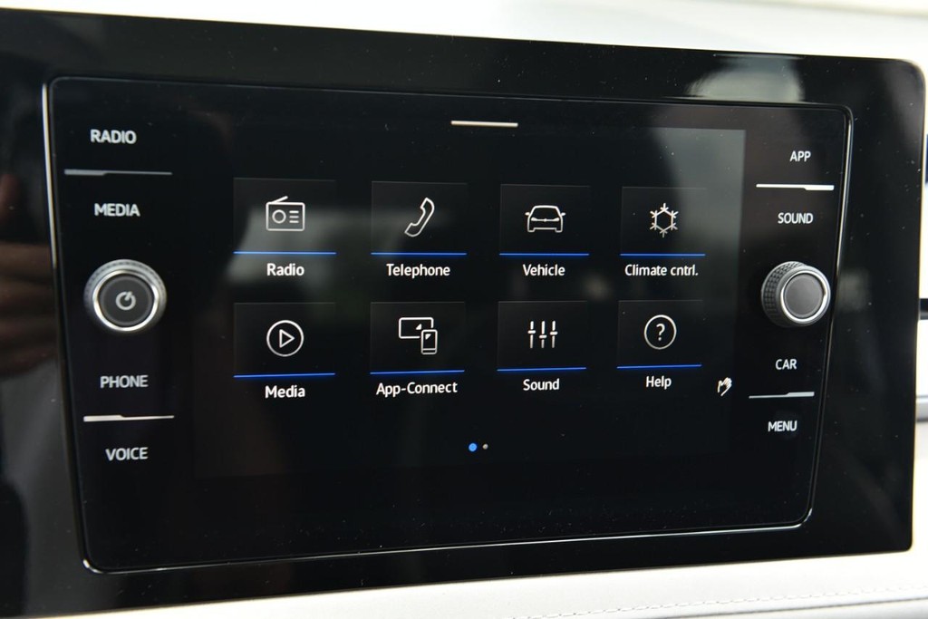 Volkswagen Taos Vehicle Full-screen Gallery Image 13