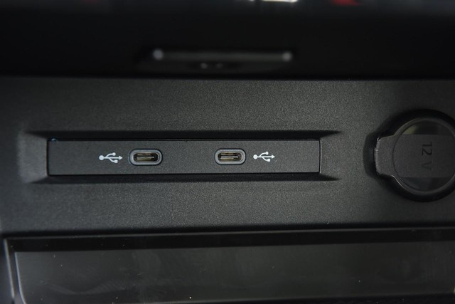 Volkswagen Taos Vehicle Image 15