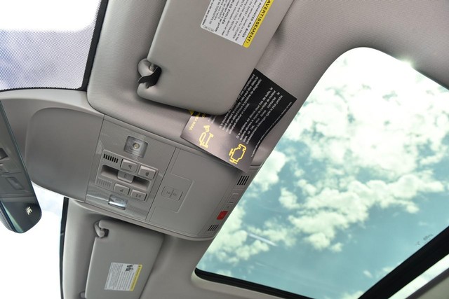 Volkswagen Taos Vehicle Image 22
