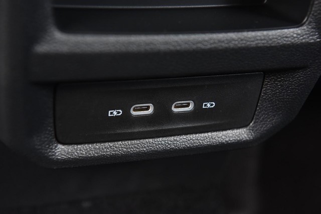 Volkswagen Taos Vehicle Image 25