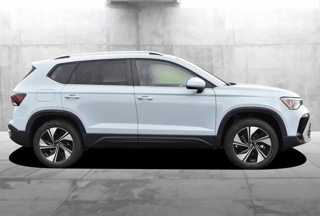 Volkswagen Taos Vehicle Image 05