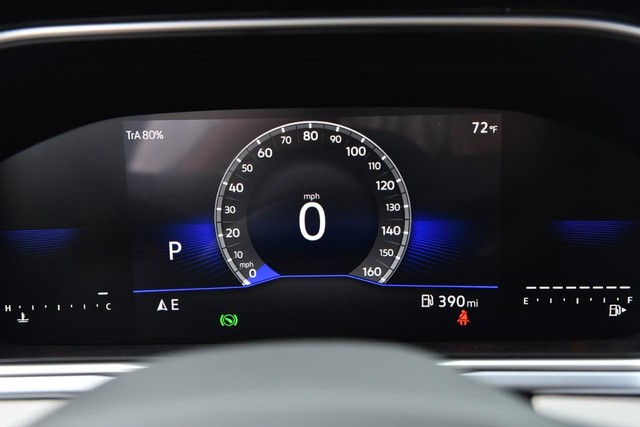 Volkswagen Taos Vehicle Image 11