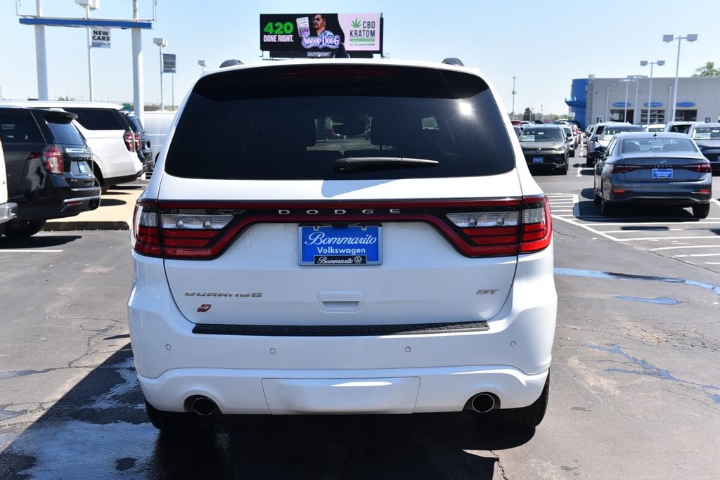 Dodge Durango Vehicle Full-screen Gallery Image 06