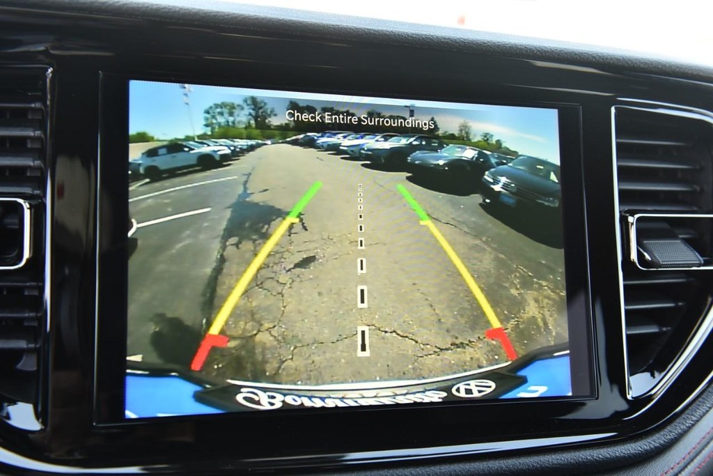 Dodge Durango Vehicle Full-screen Gallery Image 14