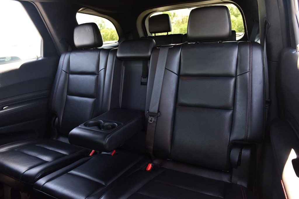 Dodge Durango Vehicle Full-screen Gallery Image 23