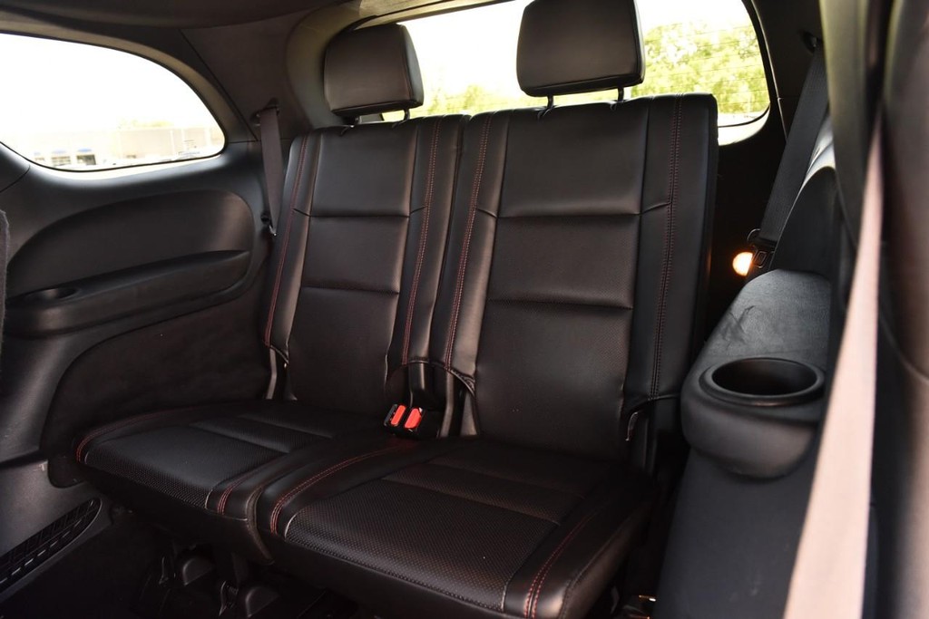 Dodge Durango Vehicle Full-screen Gallery Image 25