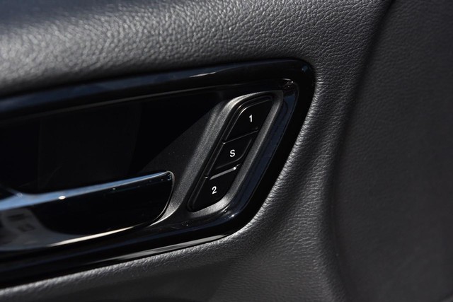 Dodge Durango Vehicle Image 09