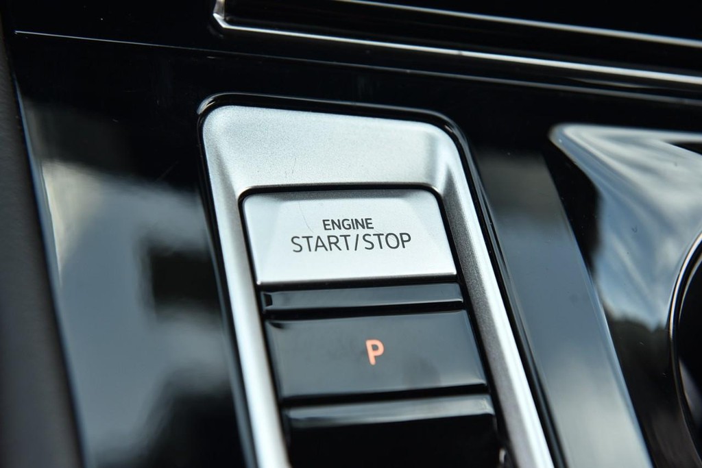 Volkswagen Atlas Vehicle Full-screen Gallery Image 17