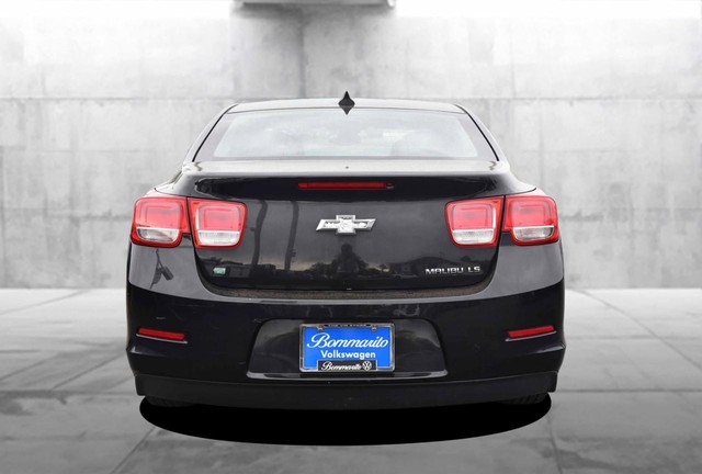 Chevrolet Malibu Vehicle Image 06