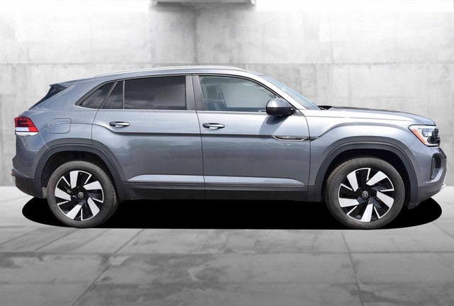 Volkswagen Atlas Cross Sport Vehicle Image 05