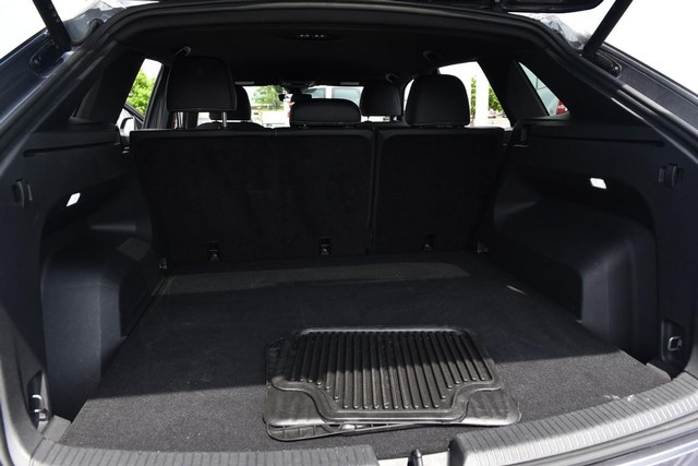 Volkswagen Atlas Cross Sport Vehicle Image 24