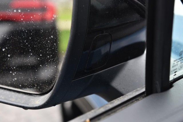 Volkswagen Tiguan Vehicle Image 10