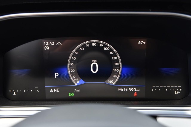 Volkswagen Taos Vehicle Image 11