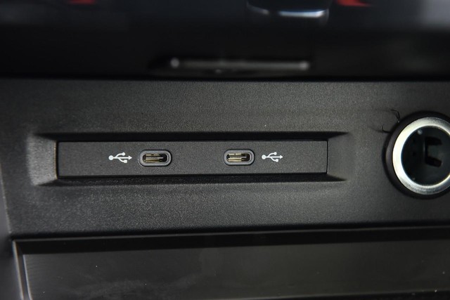 Volkswagen Taos Vehicle Image 15