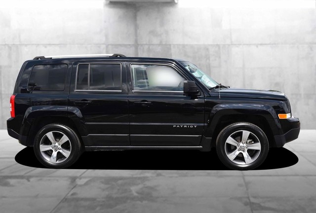 Jeep Patriot Vehicle Image 05