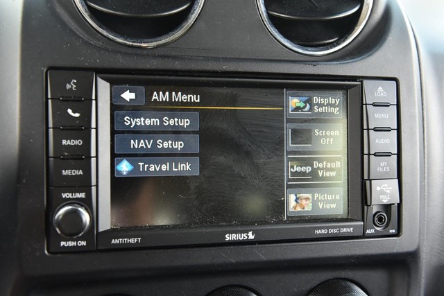 Jeep Patriot Vehicle Image 12
