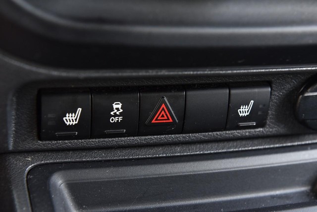 Jeep Patriot Vehicle Image 14