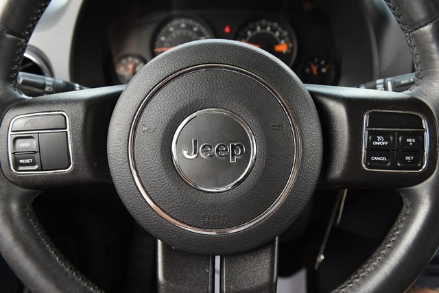 Jeep Patriot Vehicle Image 15