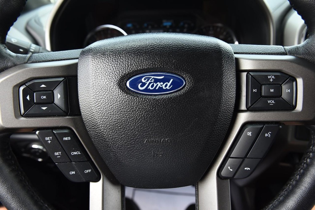 Ford Expedition Vehicle Full-screen Gallery Image 22