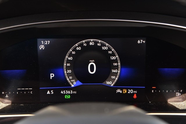 Volkswagen Tiguan Vehicle Image 11