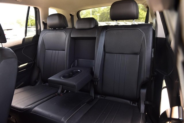 Volkswagen Tiguan Vehicle Image 19
