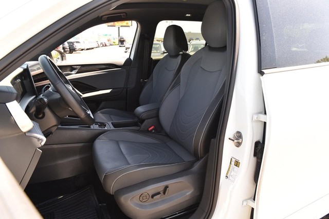 Volkswagen Tiguan Vehicle Image 19