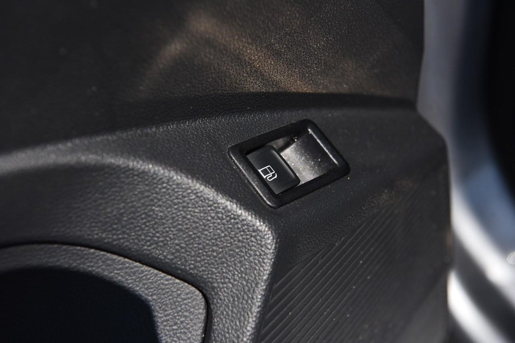 Volkswagen Taos Vehicle Full-screen Gallery Image 9