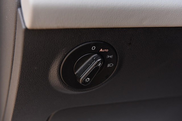 Volkswagen Taos Vehicle Image 10