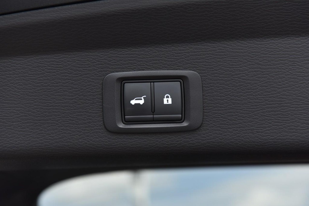 Mitsubishi Outlander Vehicle Full-screen Gallery Image 29