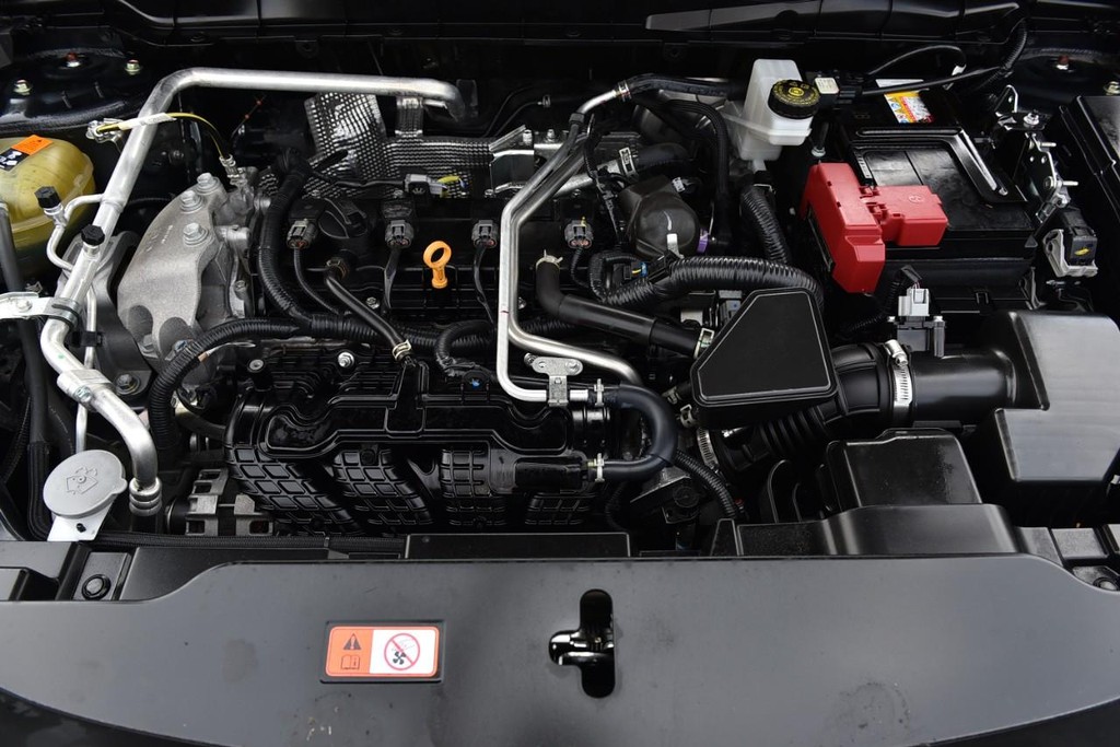 Mitsubishi Outlander Vehicle Full-screen Gallery Image 30