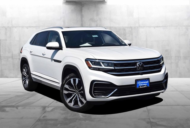 Volkswagen Atlas Cross Sport Vehicle Image 02
