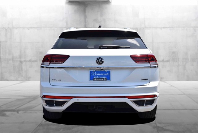 Volkswagen Atlas Cross Sport Vehicle Image 06